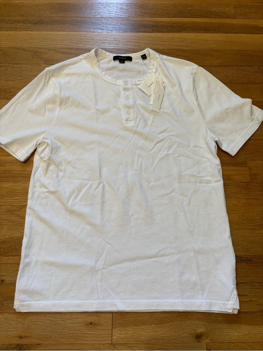 New - Men’s Vince White Henley Short Sleeve Tee Shirt Size Small - NWT
